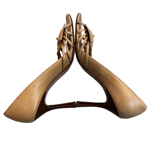 Chanel Vintage Dainty Leather Bow Pumps, Sz EU 39.5 - Picture 6 of 16